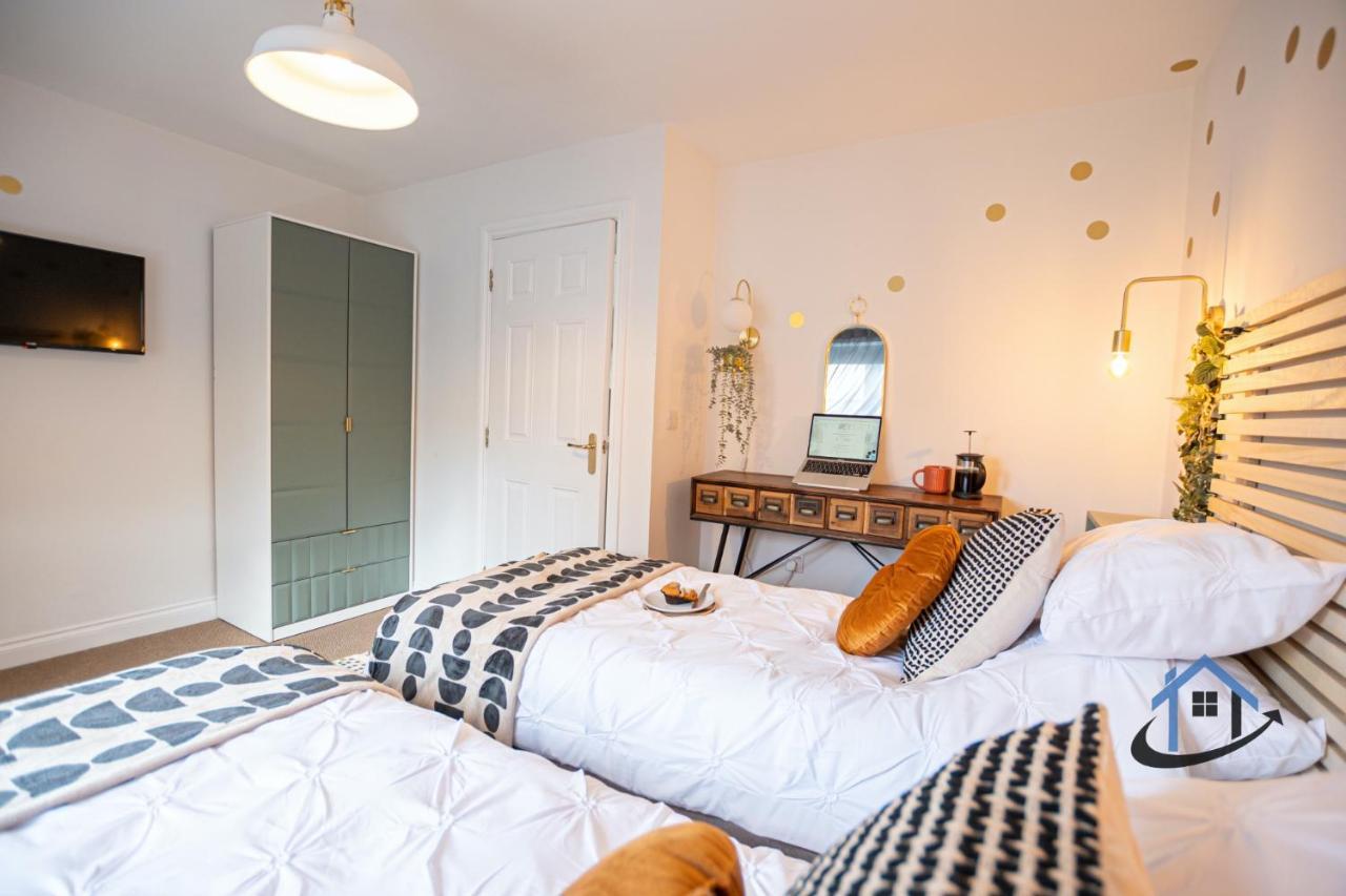Ironside House, Thrapston King Or Twin Beds, Free Parking, Workspace, Corporates, Sleeps 8 المظهر الخارجي الصورة