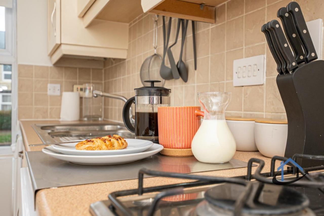 Ironside House, Thrapston King Or Twin Beds, Free Parking, Workspace, Corporates, Sleeps 8 المظهر الخارجي الصورة