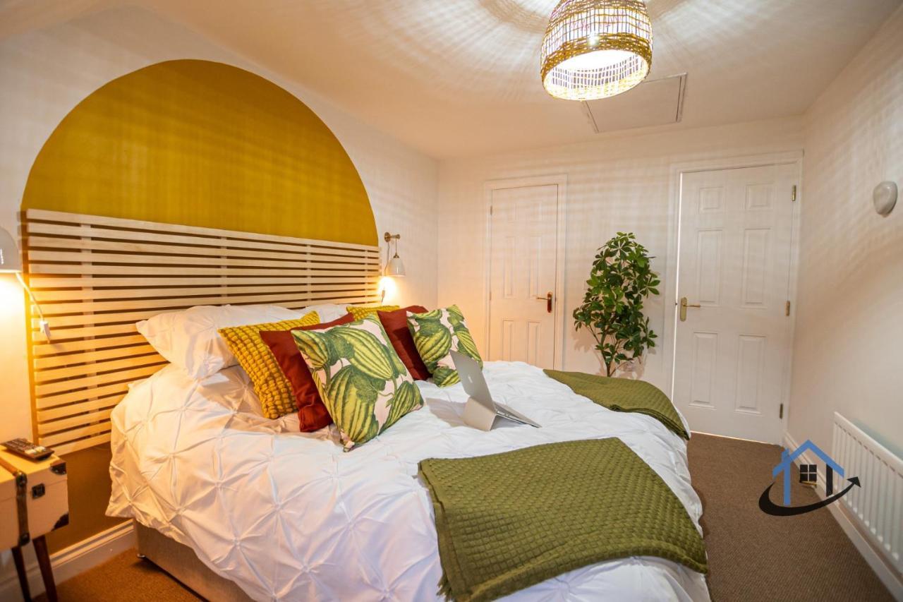 Ironside House, Thrapston King Or Twin Beds, Free Parking, Workspace, Corporates, Sleeps 8 المظهر الخارجي الصورة