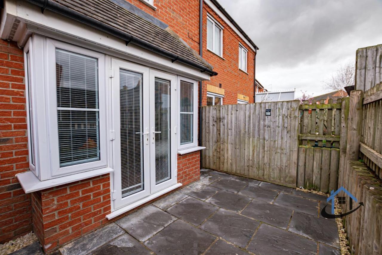Ironside House, Thrapston King Or Twin Beds, Free Parking, Workspace, Corporates, Sleeps 8 المظهر الخارجي الصورة